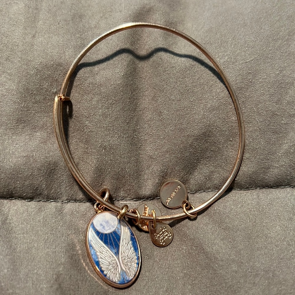 Alex and Ani rose gold Angel wings